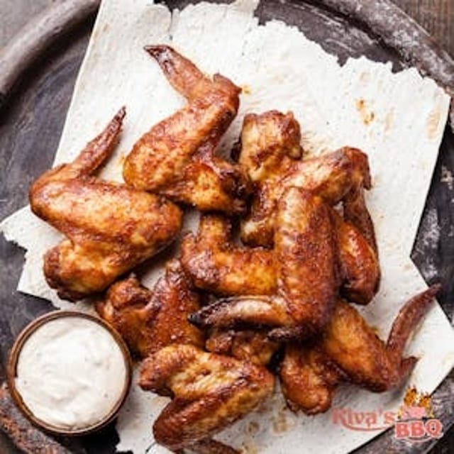 Chicken Wings (8) Lunch Special.